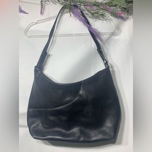 MAXX New York Black Shoulder Bag